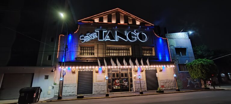 Seňor Tango: Tangó est Buenos Aires legszínvonalasabb Tangó Palotájában